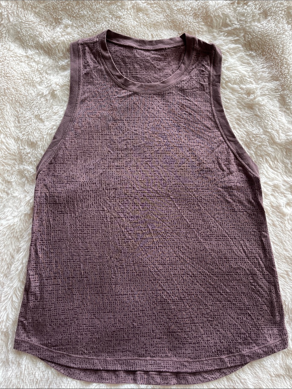 lululemon Textured Sleeveless RacerBack Tank in Plum size 6